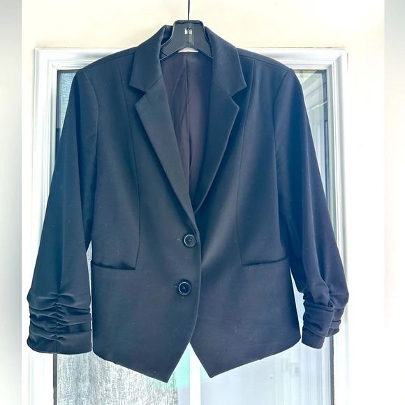 Express Jackets & Blazers - Express Ruched Sleeve Black Blazer | 8